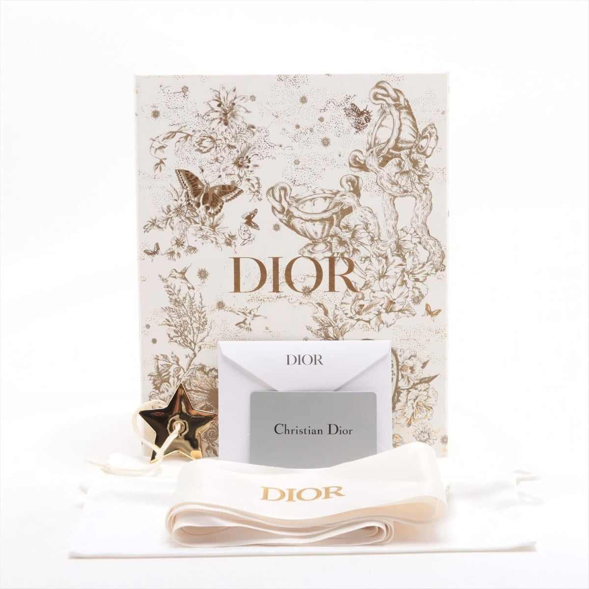 Christian Dior
Cannage Camera Bag
c. Late 2010s to Early 2020s