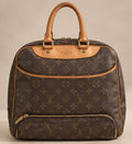 Louis Vuitton - Sac Chaussures 
c: 1980s–1990s