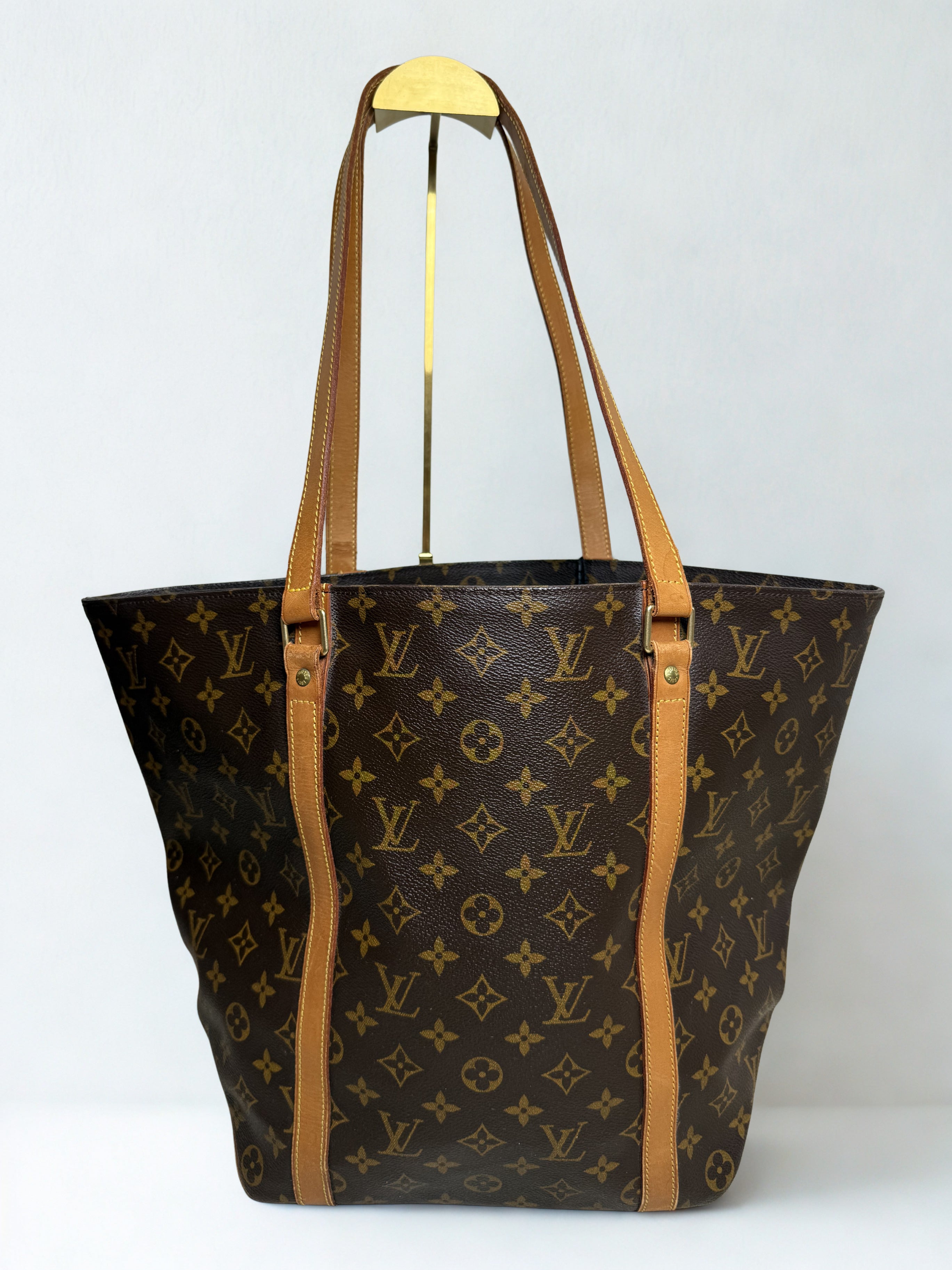 Louis Vuitton
Sac Shopping Monogram Canvas