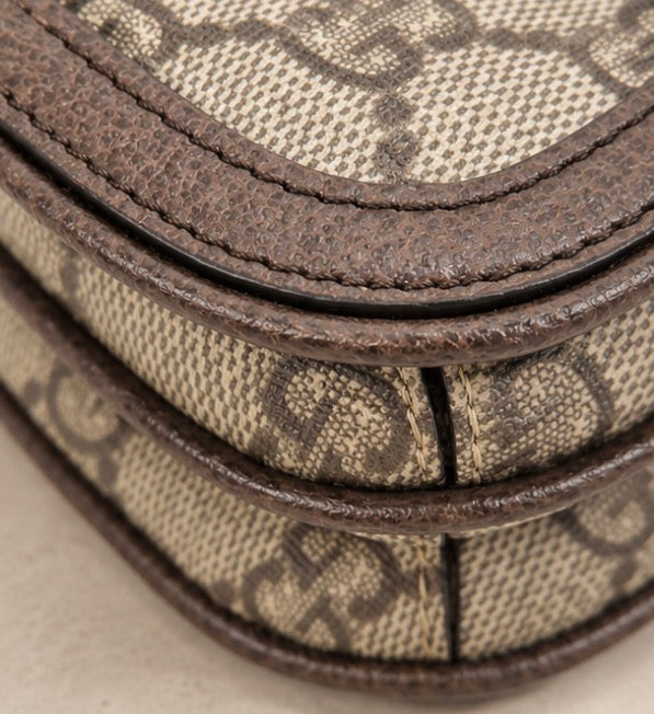Gucci – Blondie GG Supreme Belt Bag – 
c: 2022 Revival
