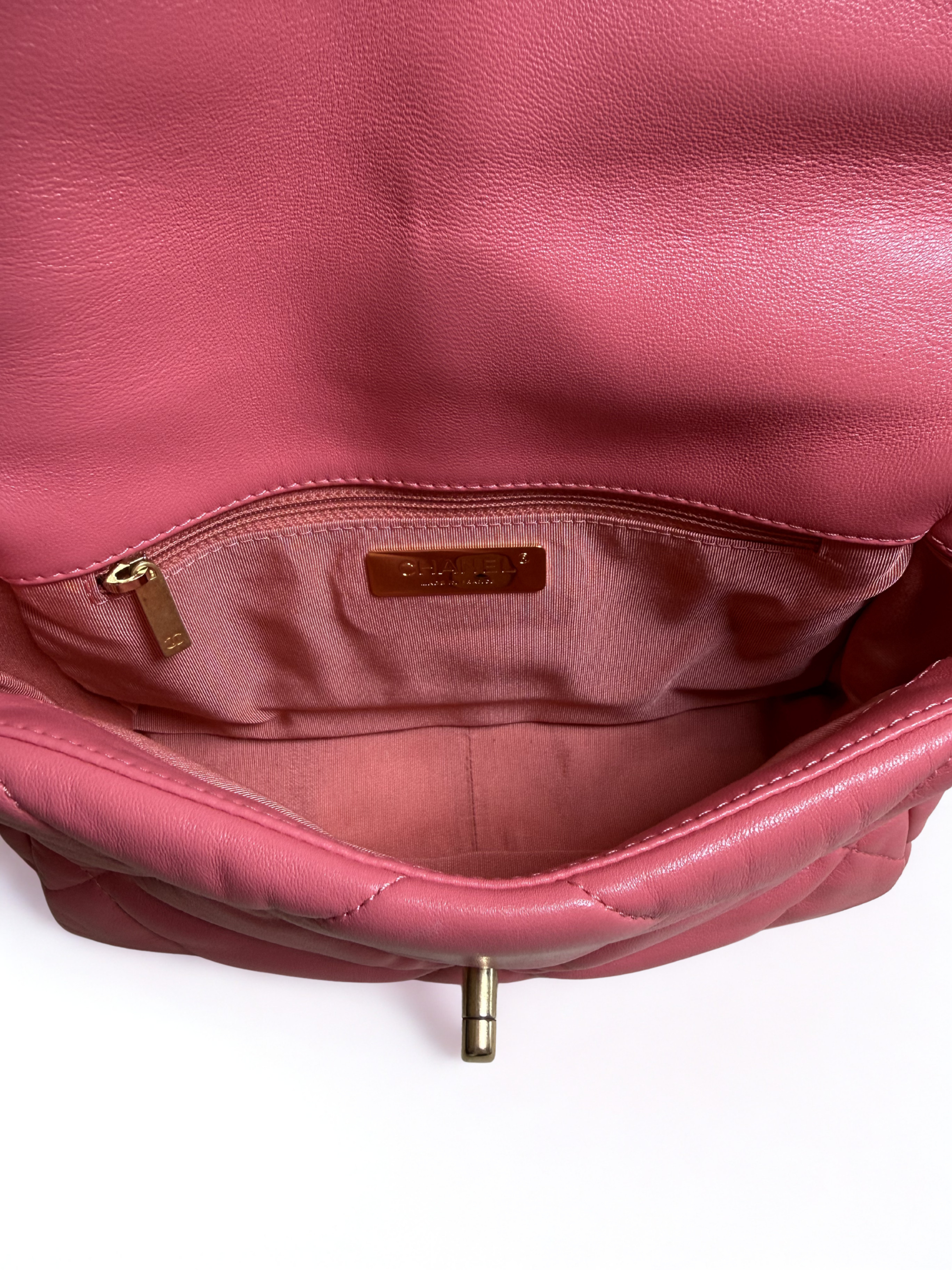 Chanel Chanel 19 Flap Bag — Pink Lambskin