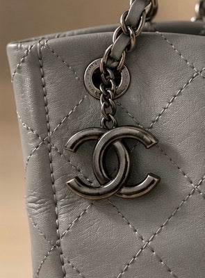 Chanel Sac Moyen Hobo